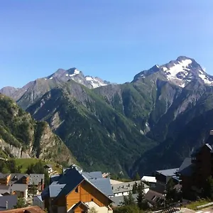 Appartement Duplex Les 2 Alpes Avec Acces Direct Aux Pistes, Les Deux Alpes